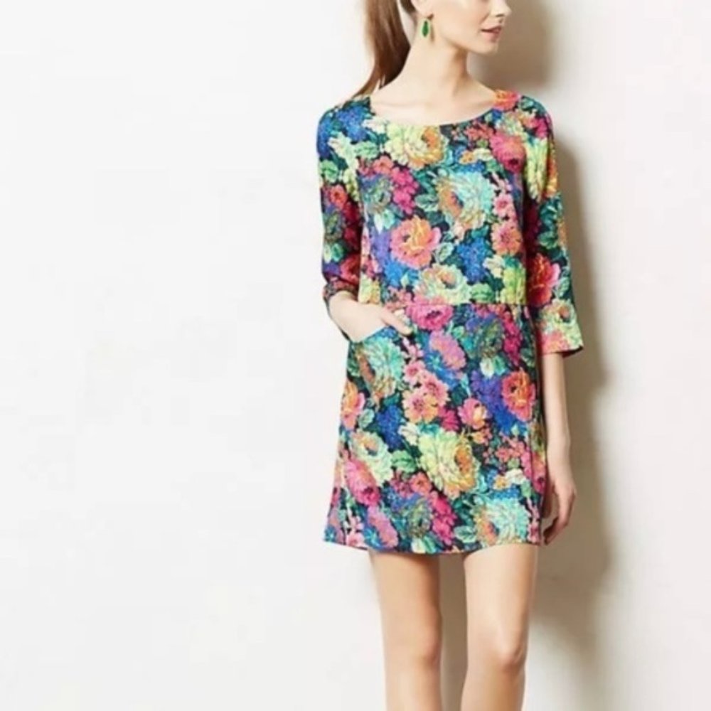 {Anthropologie} Multicolor Floral Shift Dress